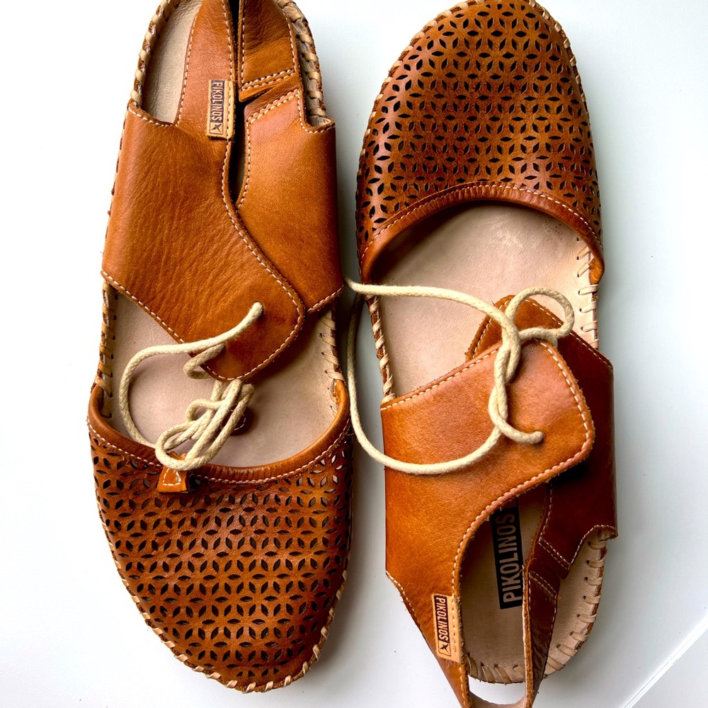 PIKOLINOS Lace-up Sandals,  Tan/Brown size 10. Like new condition!